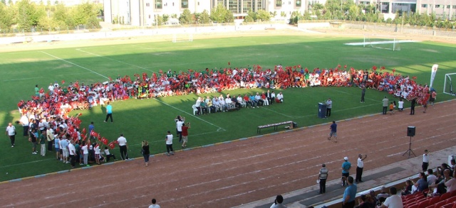KONYA MEVLANA HOŞGÖRÜSÜYLE TÜRKİYE'NİN YILDIZLARI FUTBOL ŞÖLENİ